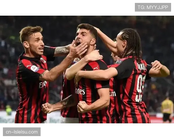 伤病报告：AC米兰后卫托莫里恢复合练，有望在下一轮回归四后卫体系